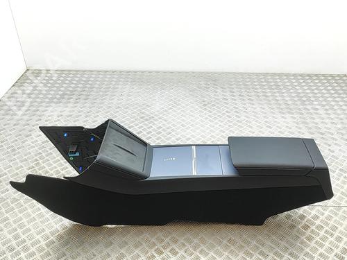 Used Middle console TESLA MODEL 3 (5YJ3) EV (283 hp) 32269266