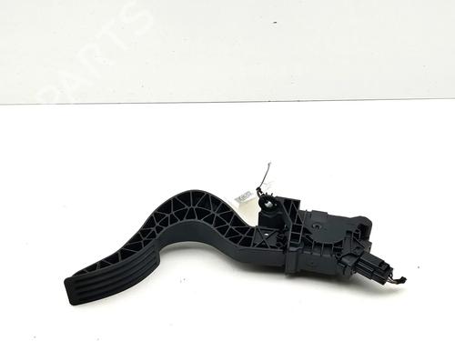 Used Pedal Pedal VOLVO XC40 (536) T5 Plug-in Hybrid (262 hp) 39989834 39989834
