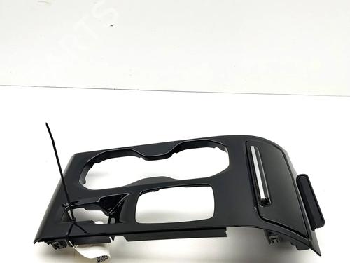 Middle console VOLVO XC40 (536) T5 Plug-in Hybrid | BP39989812I22 - Image 3