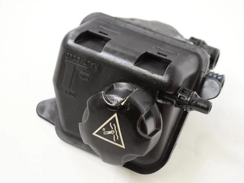 Used Power steering reservoir BMW 5 (F10) 550 i (408 hp) 30209981