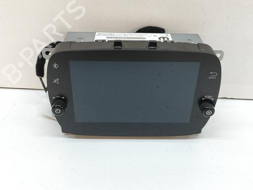 Used Display monitor FIAT 500 (312_) 1.0 Mild Hybrid (312.AYD1B) (69 hp) 28566765
