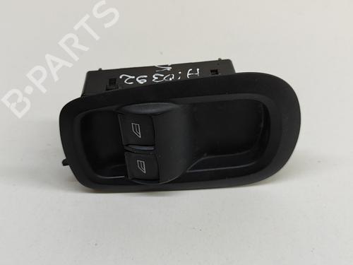 Pulsantiera anteriore sinistra FORD TRANSIT CUSTOM V362 Bus (F3) 2.2 TDCi (100 hp) 16536101