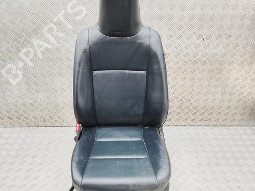 Sæde venstre fortil Sæde venstre fortil TOYOTA HILUX VIII Pickup (_N1_) 2.4 D 4WD (GUN125_, GUN125R) (150 hp) 36809682 36809682