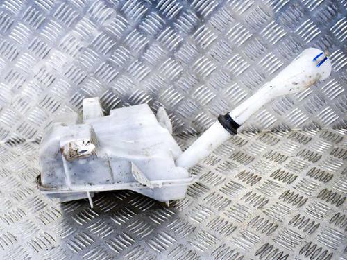 windscreen-washer-tank-ford-focus-iii-10-ecoboost-ford-e9001024-e9011019-bv61-17b613-ac-2010-2011-2012-2013-2014-2015-2016-2017-2018-2019-2020-6757944 main image