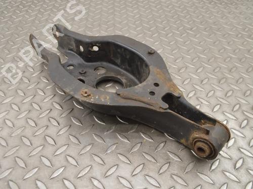 Used Left rear suspension arm Left rear suspension arm LEXUS RC (_C1_) 300h (AVC10_, AVC10R) (223 hp) 33352182 33352182