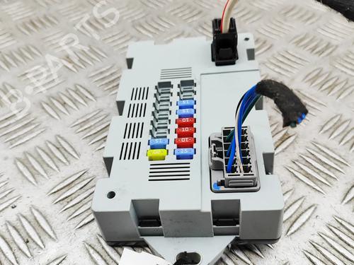 Fuse box JAGUAR XE (X760) 2.0 D | BP38239275E1 - Image 4