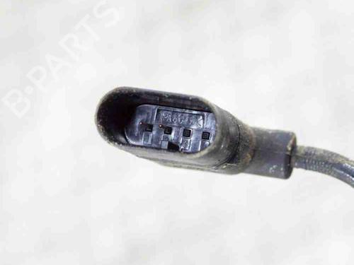 Left front steering knuckle TESLA MODEL S (5YJS) 70D AWD | BP14647891M25 