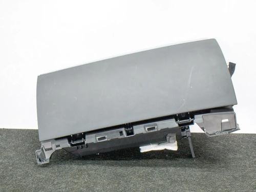 Handskerum TESLA MODEL 3 (5YJ3) EV AWD (351 hp) 27748846