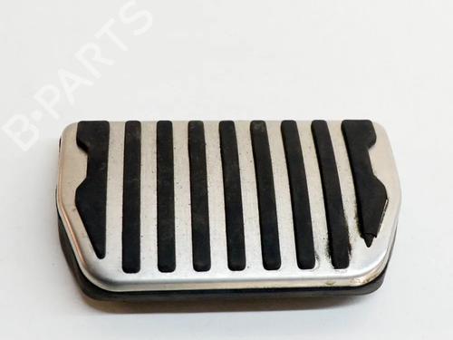 andre-land-rover-range-rover-velar-l560-20-p300-si4-4x4-35623b1-2017-14626875 main image