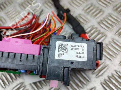 Fuse box SKODA SCALA (NW1) 1.5 TSI | BP39145251E1  - Image 7