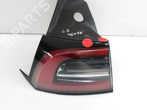 Achterlicht links TESLA MODEL 3 (5YJ3) EV AWD (441 hp) 29829548