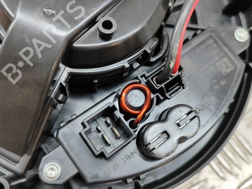 Heater blower motor VW GOLF VIII (CD1, DA1) 2.0 TSI | BP27771379M62
