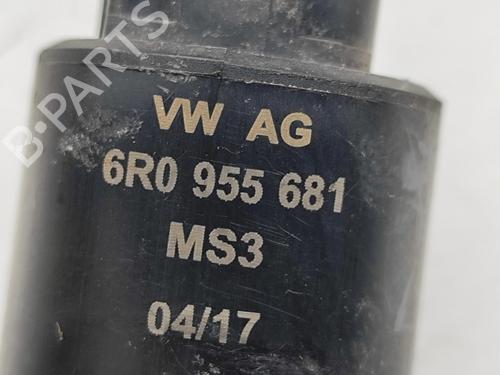 Washer pump SKODA SUPERB III Estate (3V5) 2.0 TDI | BP28434491E24