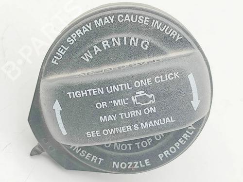 Coperchio del serbatoio AUDI A3 Limousine (8VS, 8VM) S3 quattro (292 hp) 31315083