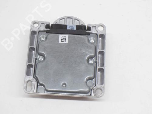 Used ECU airbags BMW 3 (F30, F80) 318 d (143 hp) 7543247