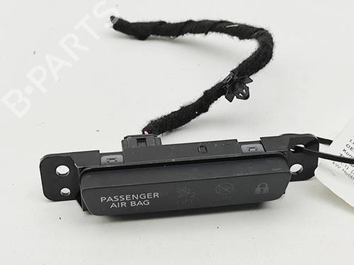Used Electronic module Electronic module NISSAN LEAF (ZE1) Electric (218 hp) 40014319 40014319