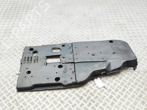 underbody-protection-lexus-gs-_l1_-2011-36782773 main image