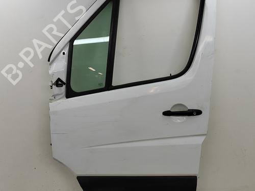 Used Left front door JAGUAR XF I (X250) 2.2 D (190 hp) 28674575