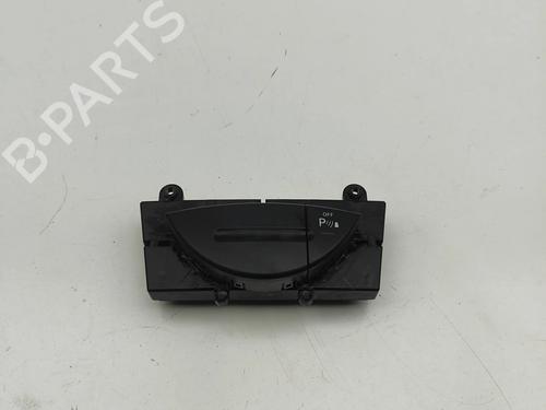 Used Switch MERCEDES-BENZ CLS (C219) CLS 350 (219.356) (272 hp) 27644984