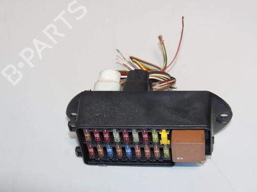 Used Fuse box Fuse box JAGUAR XJ (X308) 3.2 (237 hp) 33384138 33384138
