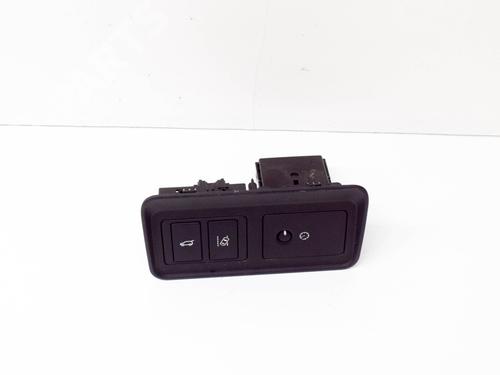 Used Switch LAND ROVER DISCOVERY SPORT (L550) 2.0 D 4x4 (180 hp) 10187638