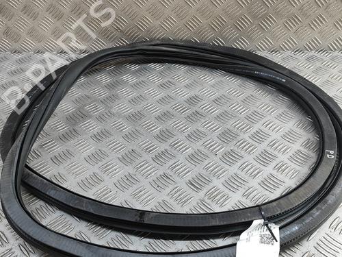 Used Rubber door seal SKODA ENYAQ iV SUV (5AZ) 85 (286 hp) 27796096