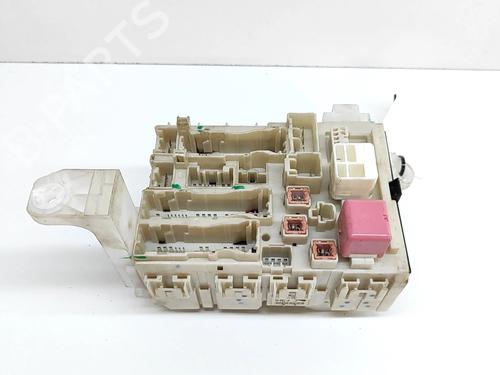 Used Fuse box TOYOTA AURIS (_E15_) 1.4 D-4D (NDE150_, NDE150R) (90 hp) 28732570