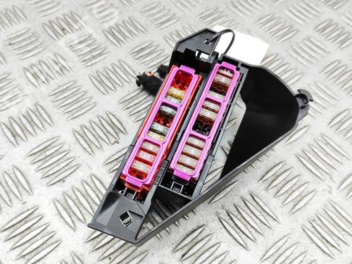 Fuse box PORSCHE MACAN (95B) 3.0 S Diesel | BP40460155E1 - Image 3