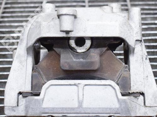 Engine mount SKODA SUPERB II (3T4) 1.6 TDI | BP6761206M89 