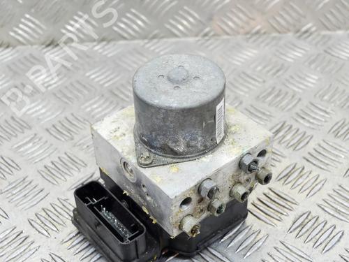 Used ABS pump RENAULT CLIO III (BR0/1, CR0/1) 1.2 16V (BR02, BR0J, BR11, CR02, CR0J, CR11) (75 hp) 8145714