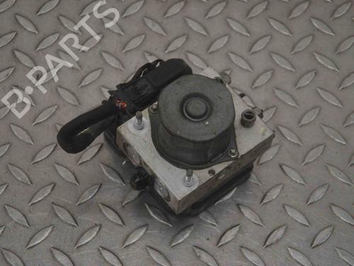 Used ABS pump TESLA MODEL S (5YJS) 85 (367 hp) 30250308
