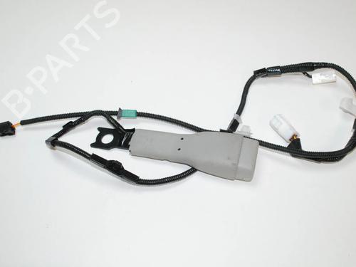 Used Seat buckle Seat buckle LEXUS GS (_L1_) 250 (GRL11_, GRL11R) (209 hp) 33360982 33360982