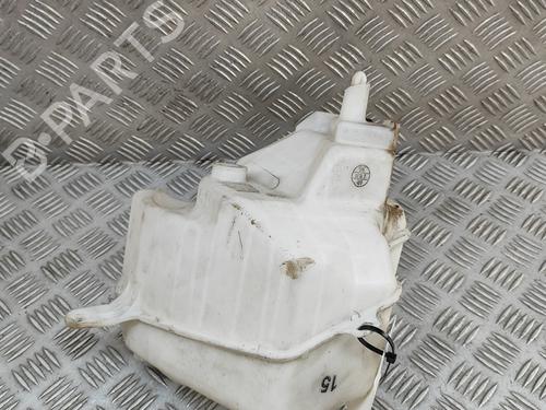 Used Windscreen washer tank TOYOTA PRIUS Liftback (_W2_) 1.5 Hybrid (NHW2_) (113 hp) 28434146