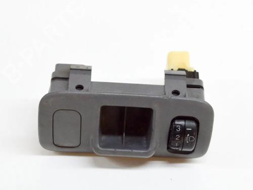 Used Switch TOYOTA YARIS (_P1_) 1.4 D-4D (NLP10_, NLP10R) (75 hp) 10368077