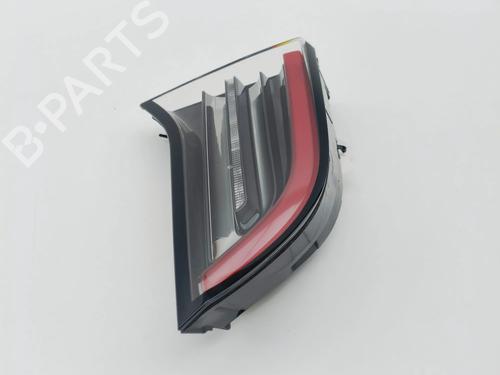 Left tailgate light TESLA MODEL Y (5YJY) Long Range All-wheel Drive | BP38201789C79 - Image 4