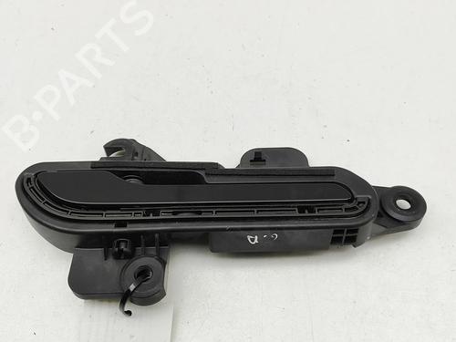 rear-right-exterior-door-handle-tesla-model-y-5yjy-2019-33464968 main image