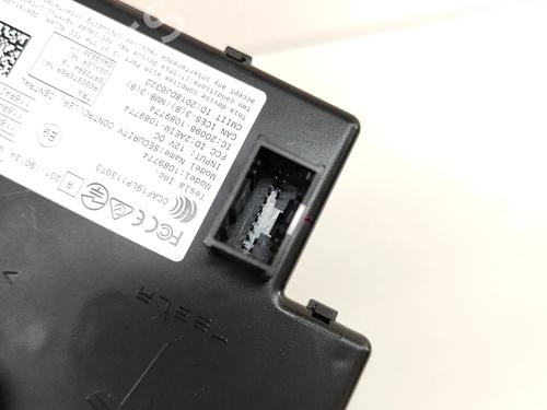 Electronic module TESLA MODEL Y (5YJY) EV Performance All-wheel Drive | BP28687087M83 - Image 5