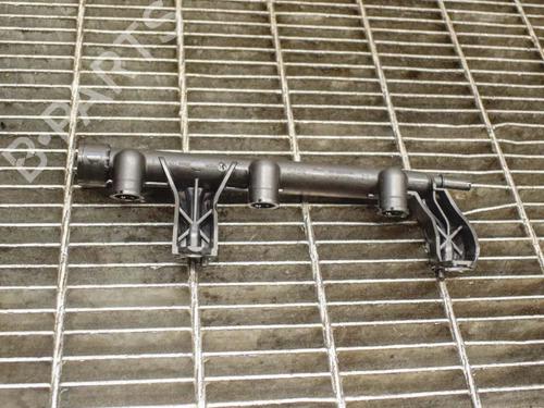 Used Injection rail PEUGEOT 208 I (CA_, CC_) 1.2 VTI 82 (82 hp) 6762522