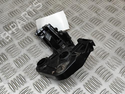 rear-bumper-bracket-vw-t-roc-a11-d11-2017-28559386 main image