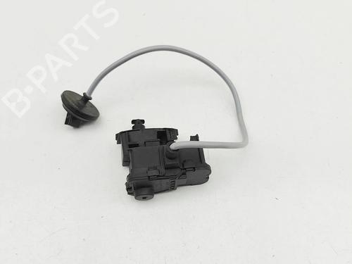 tankdksel-vw-multivan-t7-stm-stn-2021-33972222 main image