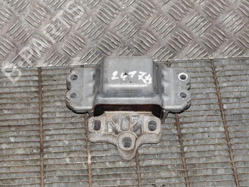 Used Engine mount Engine mount VW PASSAT B7 Variant (365) 2.0 TDI (140 hp) 6753194 6753194