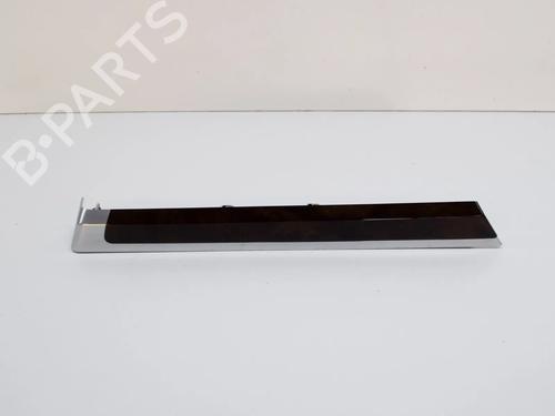 right-front-door-panel-porsche-cayenne-92a-30-diesel-7p5867410-2010-10402158 main image