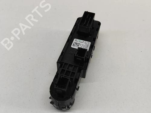 Right front window switch CITROËN C5 AIRCROSS (A_) 1.2 PureTech 130 (ARHNSJ) | BP28550235I26 