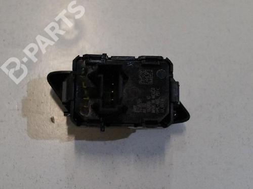 Switch BMW X5 (F15, F85) xDrive 40 d | BP6728205I30 