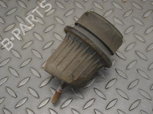 Support de moteur LEXUS GS (_S19_) 450h (GRS191_, GWS191_) (296 hp) 30246729