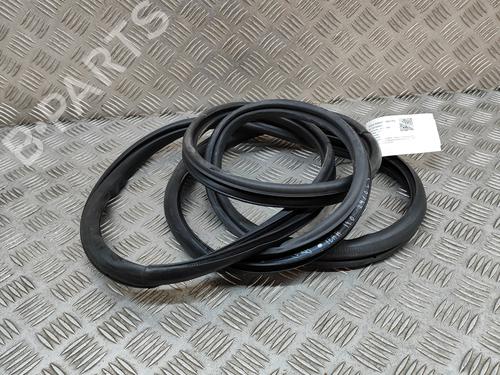 Rubber door seal HONDA CIVIC X Hatchback (FC_, FK_) 2.0 Type-R (FK8) | BP21077832C142 