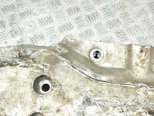 Upper protection LAND ROVER DISCOVERY V (L462) 3.0 Td6 4x4 | BP30130592M93