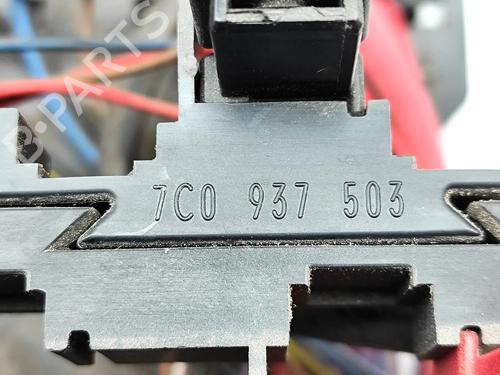 Fuse box VW CRAFTER Van (SY_, SX_) 2.0 TDI FWD (SYB, SYC, SYD) | BP39575679E1 - Image 6