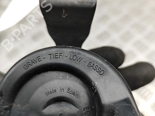 Horn MERCEDES-BENZ C-CLASS Convertible (A205) C 220 d (205.404) | BP29542897E13