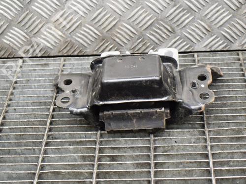 Used Engine mount Engine mount VW GOLF VII Variant (BA5, BV5) 1.4 TSI (122 hp) 6758247 6758247